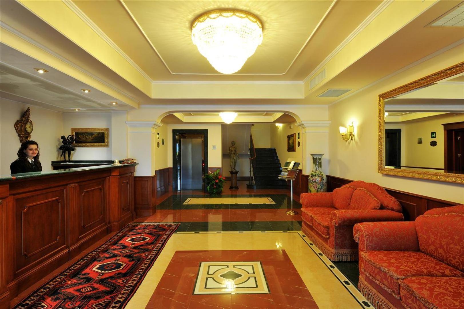 Hotel Lido - Beach And Palace Bolsena Esterno foto