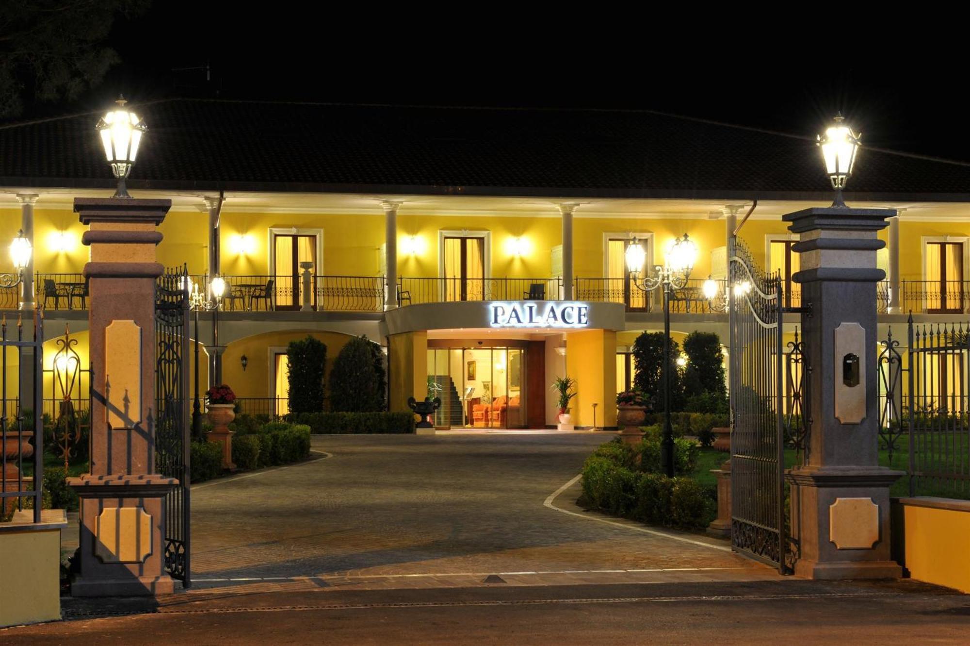 Hotel Lido - Beach And Palace Bolsena Esterno foto