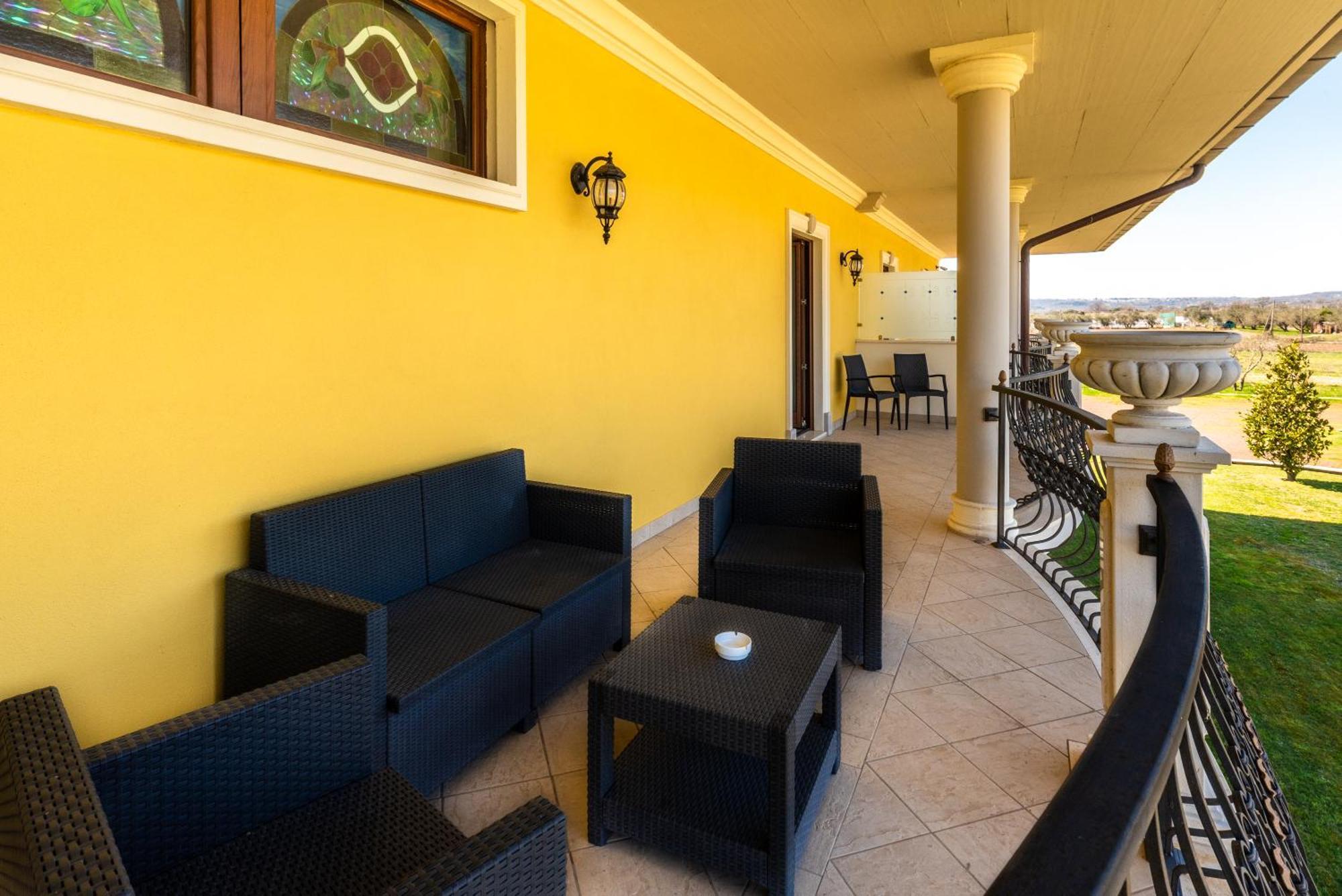 Hotel Lido - Beach And Palace Bolsena Esterno foto