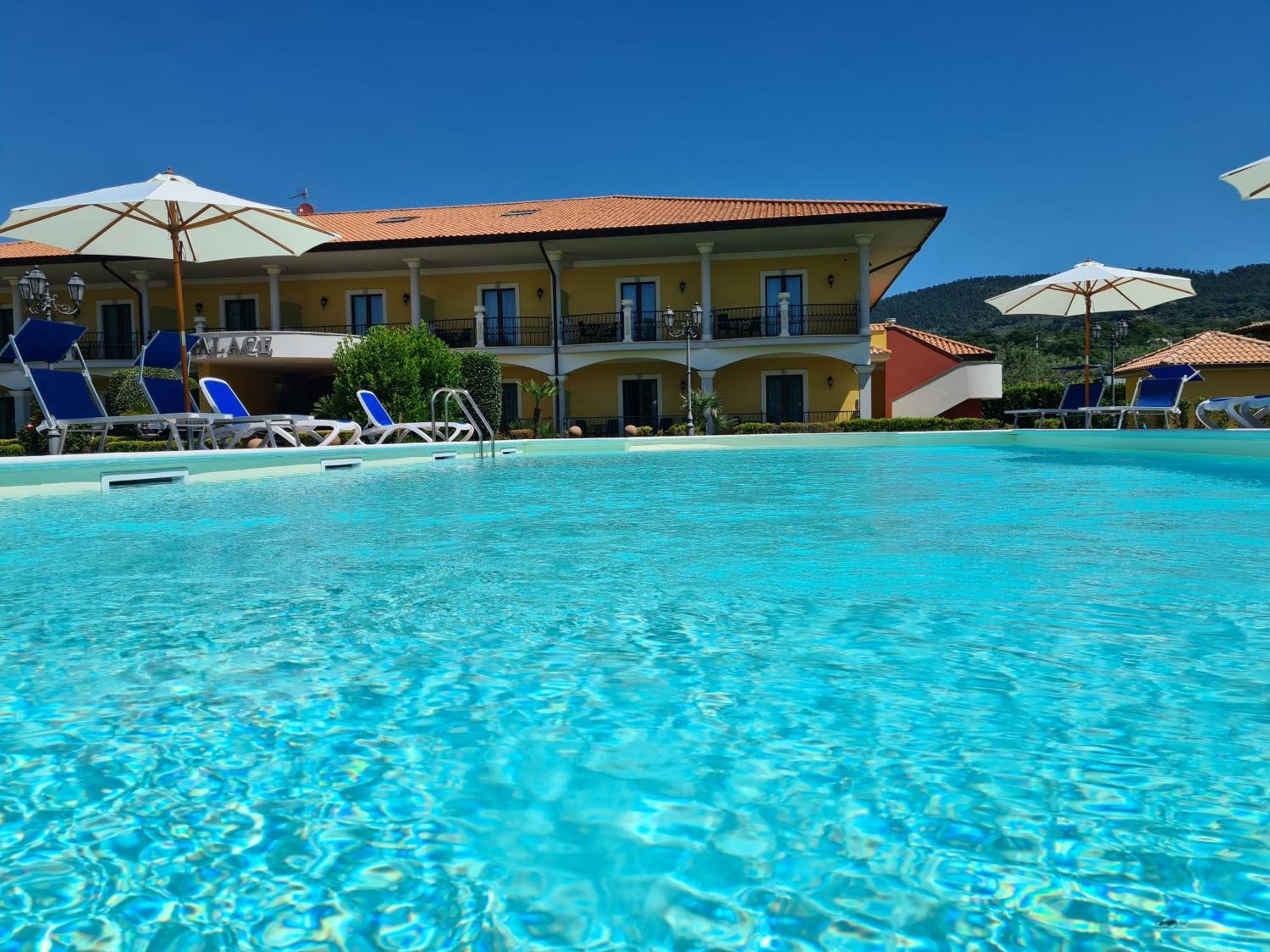 Hotel Lido - Beach And Palace Bolsena Esterno foto