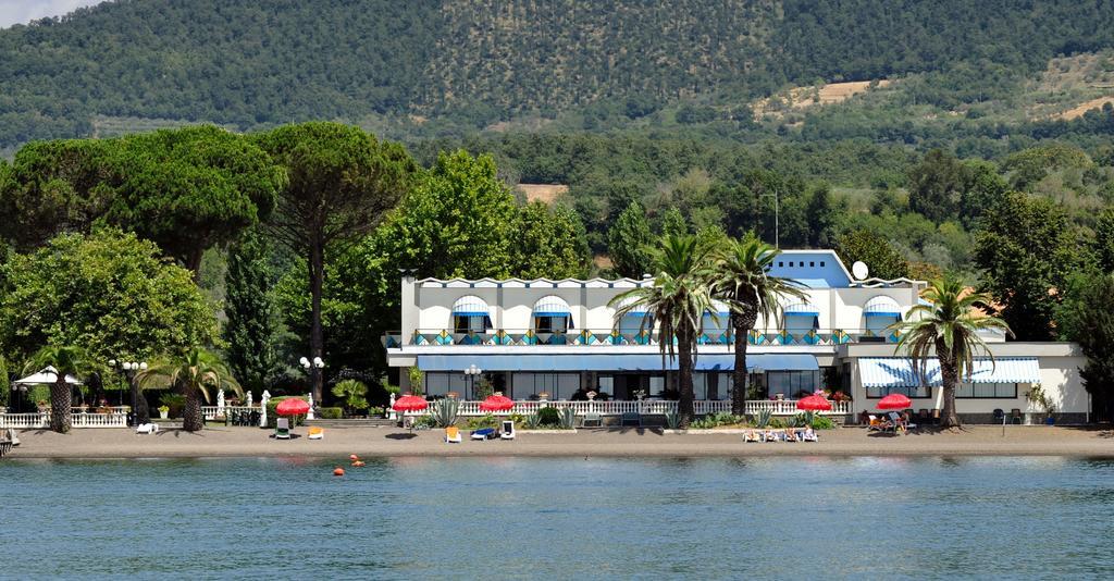 Hotel Lido - Beach And Palace Bolsena Esterno foto