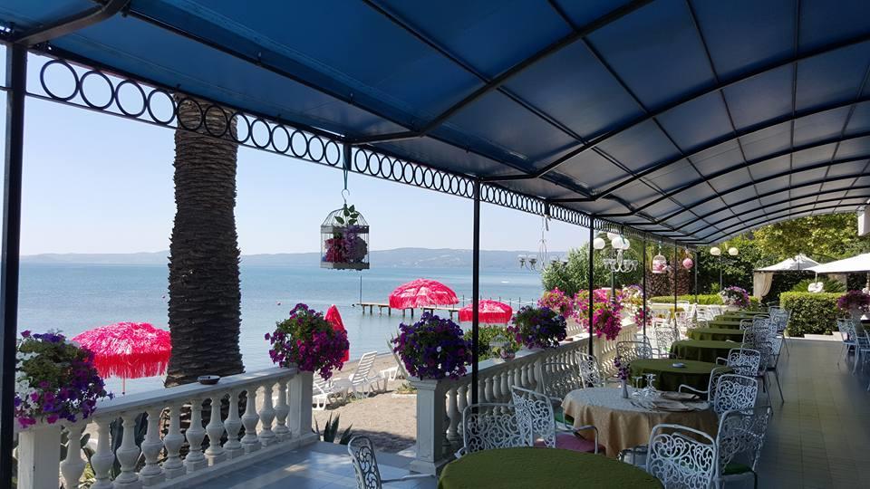 Hotel Lido - Beach And Palace Bolsena Esterno foto
