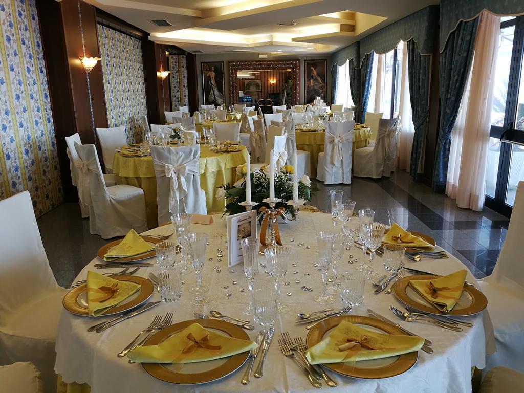 Hotel Lido - Beach And Palace Bolsena Esterno foto